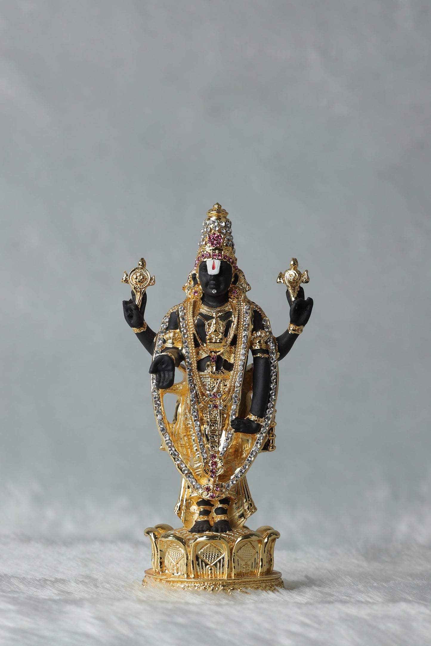 Gold Plated Loord Tirupati Balaji with dimond work