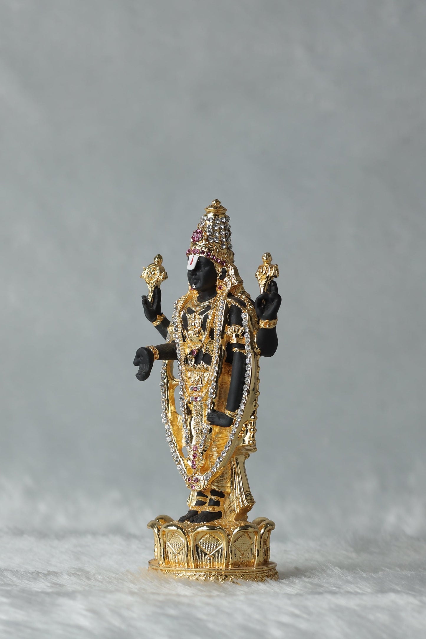 Gold Plated Loord Tirupati Balaji with dimond work